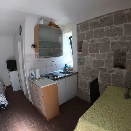 Nera Stone Apartment